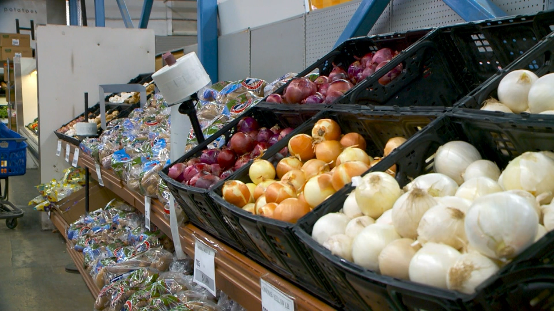 Shutdown Enters Fourth Week, States Warn of SNAP and WIC Fallout as Funding Stalls