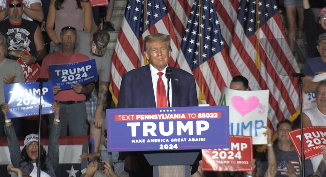 Trump Takes Economic Message to PA as Congress Scrambles to Avoid Health Care Price Hike 