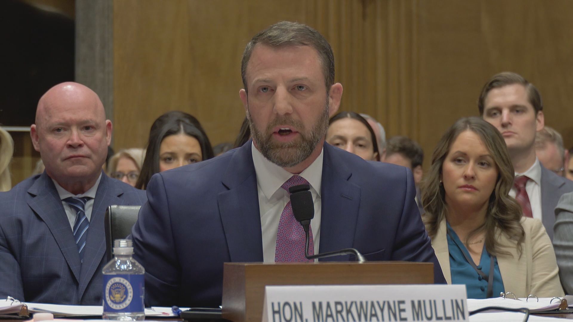 Sen. Mullin Faces Confirmation Hearing Amid DHS Shutdown